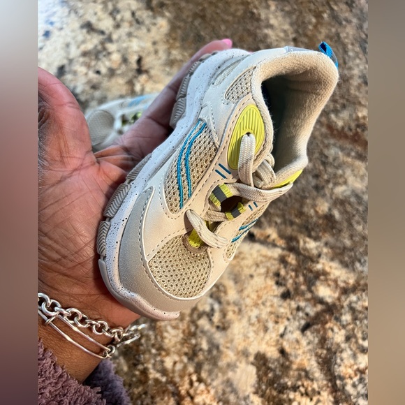 Zara Kids Sneakers - Picture 3 of 8